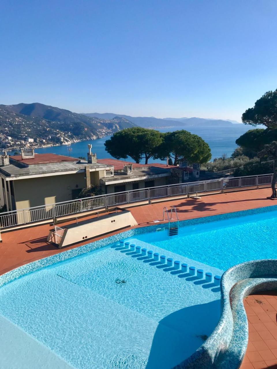 Residence "Delfino" Con Piscina E Campo Da Tennis Rapallo Exterior photo